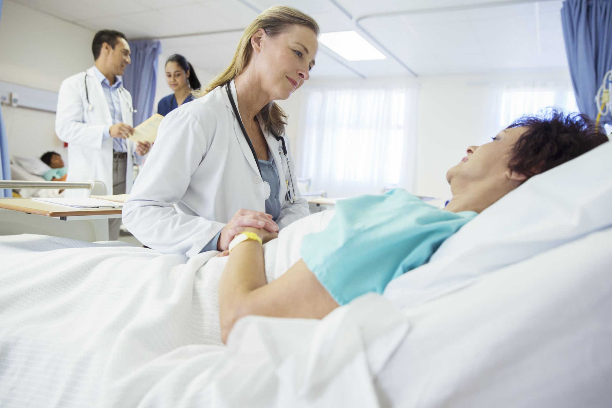 How does Critical Illness Insurance Work? A Complete Guide