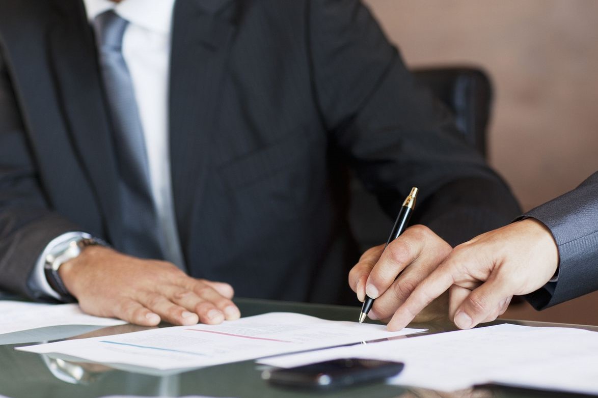 How to negotiate a settlement with an insurance claims adjuster.
